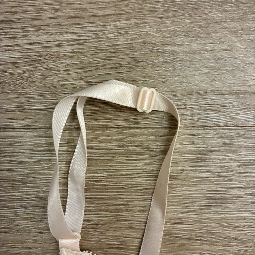 Lace Trim Satin Camisole - Picture 3 of 5
